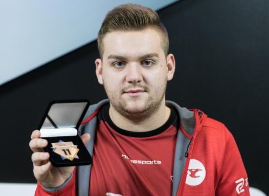 Team Spirit Academy 签下了9岁的选手 — 他在FACEIT上有2300 ELO